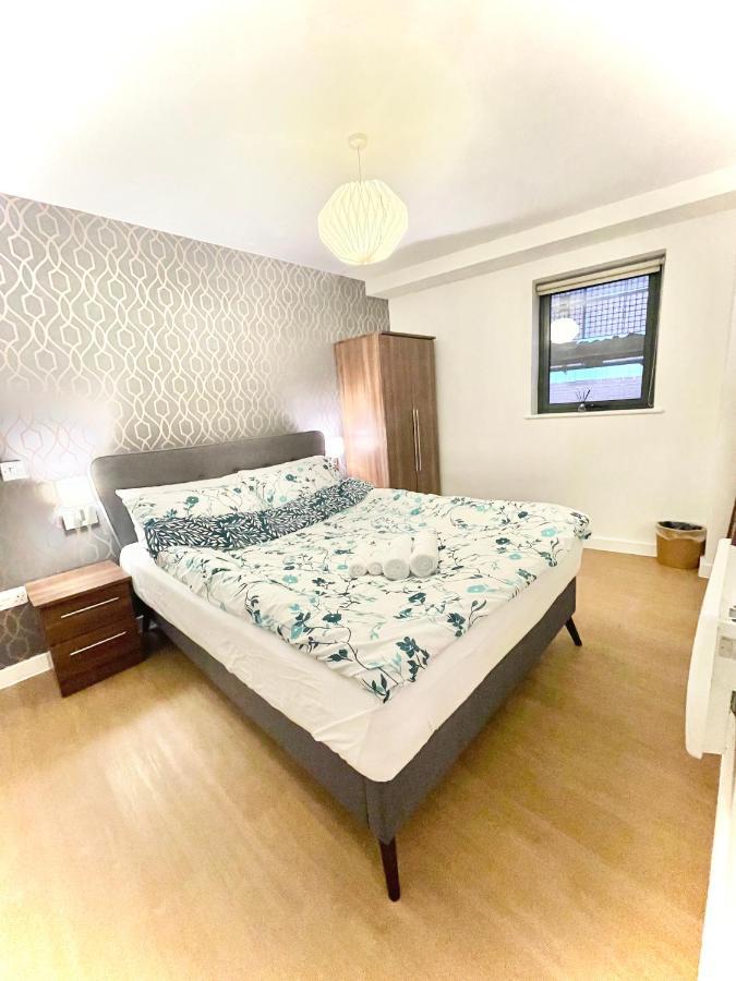 Lovely 2 - Bedroom Condo In Manchester City Centre Eksteriør bilde